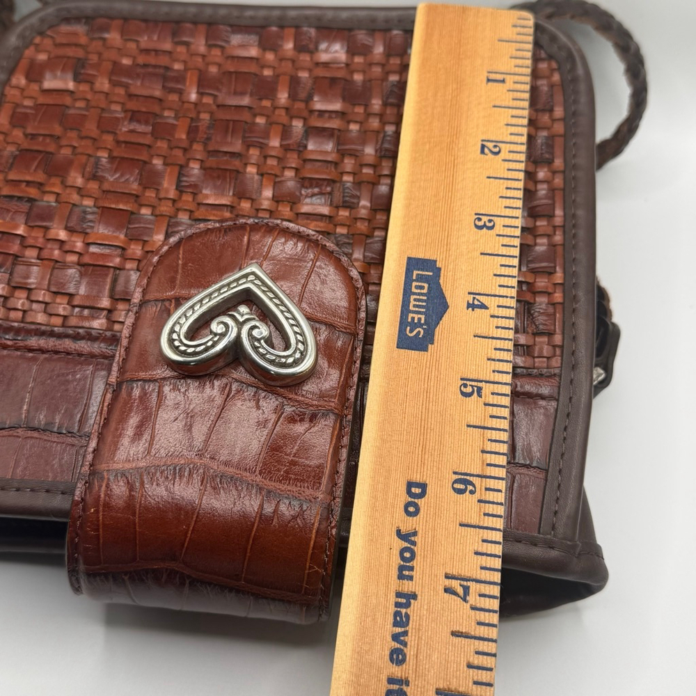 Brighton Mahogany Brown Croc Embossed Woven Leather Crossbody Bag Silver Heart - Picture 9 of 9